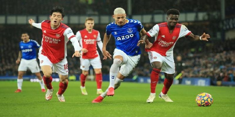 Đội hình Arsenal vs Everton cho thấy quyết tâm không khoan nhượng